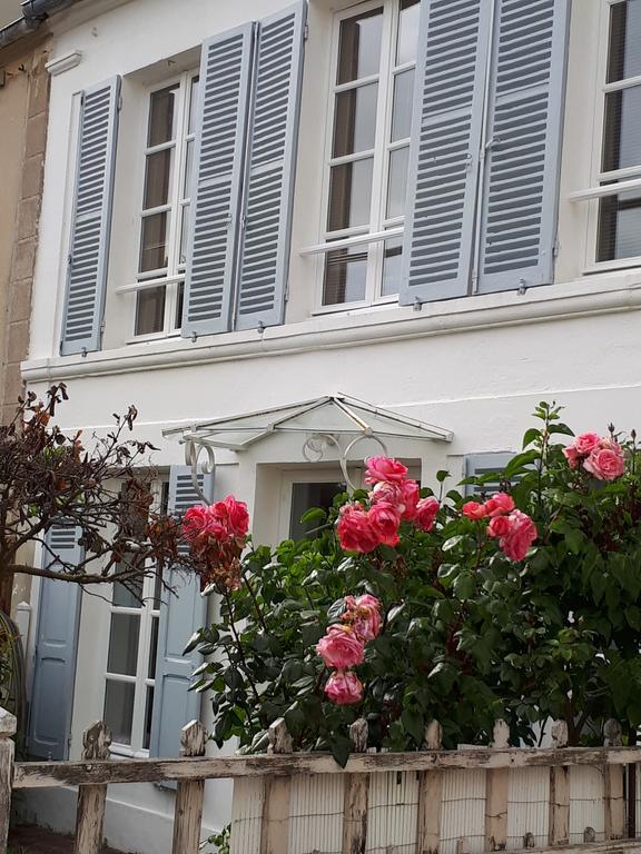 La Maison Du 6 アロマンシュ・レ・バン エクステリア 写真